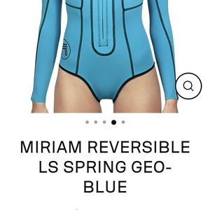 Matuse NEW Miriam reversible geoflex blue long sleeve wetsuit size 6